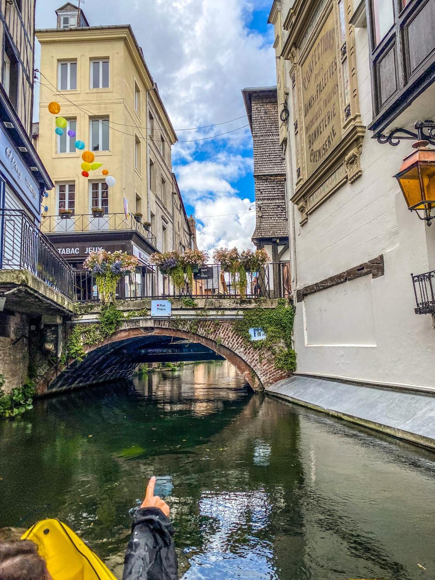 Ulysse By Kleidos - Charmant T2 Dans Le Centre De Pont-Audemer Zewnętrze zdjęcie